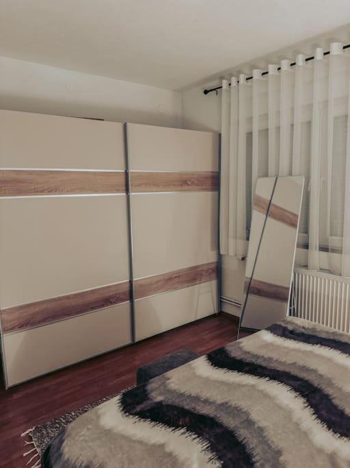 City Center Apartment Gjakova Bagian luar foto
