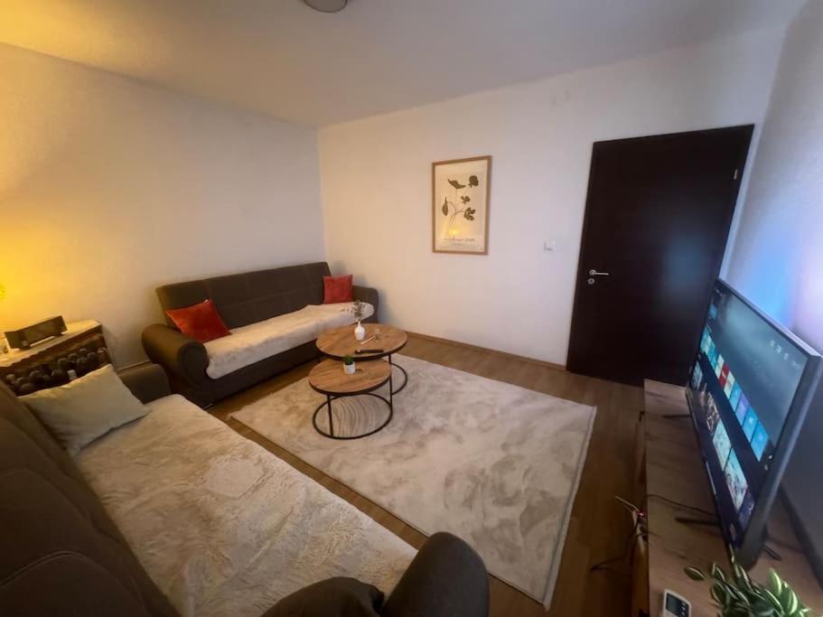 City Center Apartment Gjakova Bagian luar foto